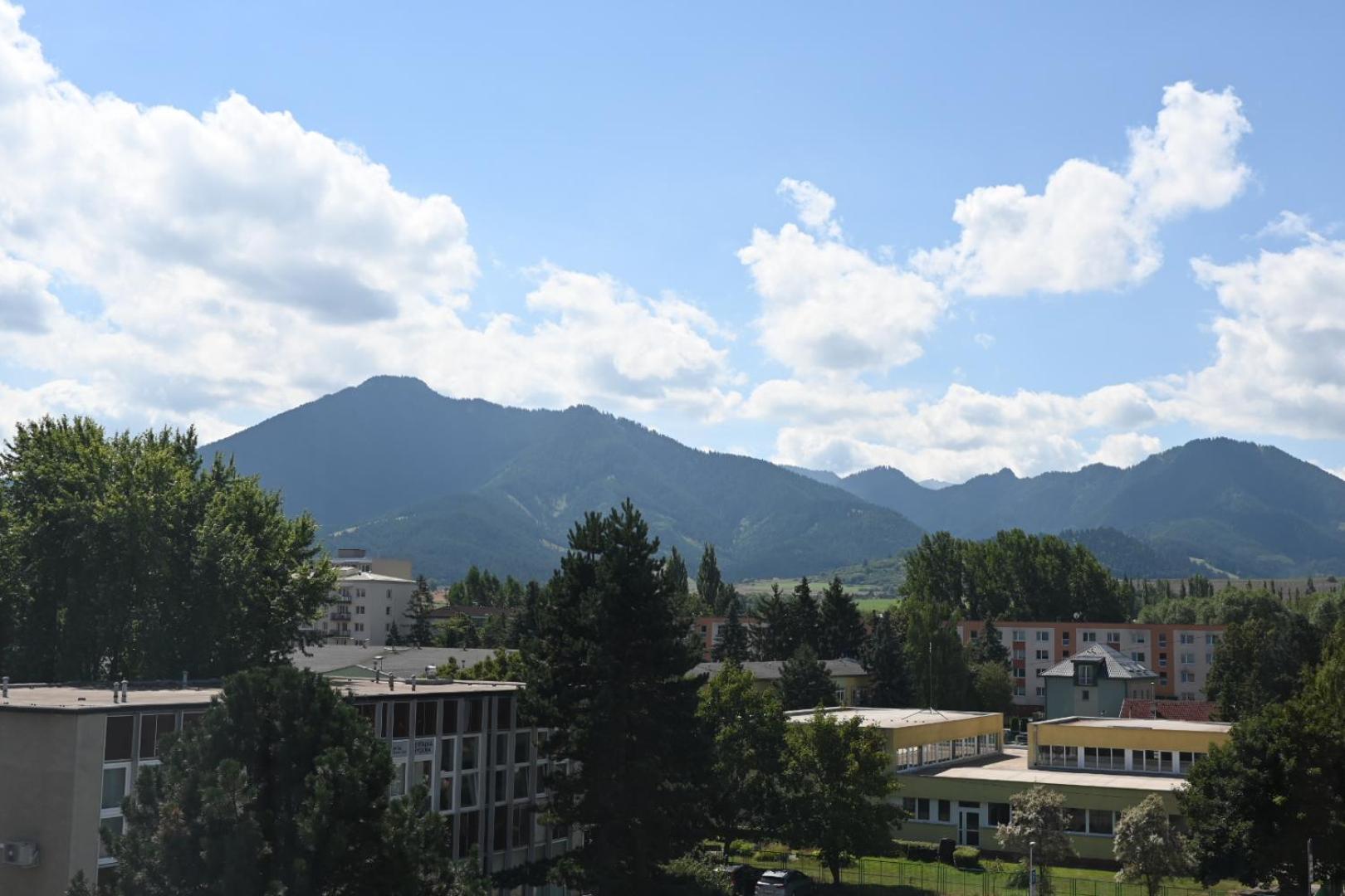 Tatry View Apartment, Free Parking Liptovsky Mikulas Exterior photo